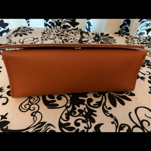 Tory Burch Woman’s Sunglasses (56mm) - Picture 5 of 6